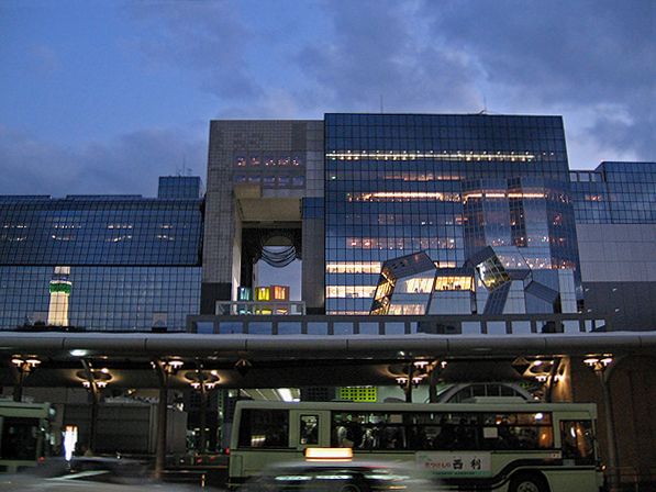 Hauptbahnhof in Kyoto, Japan