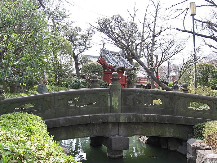 Gartenanlage im Areal des Senso-ji-Tempels